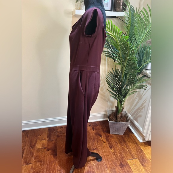 Express Burgundy Off the Shoulder Wide Leg Jumpsuit w/ Pockets Large Petite - Picture 4 of 7